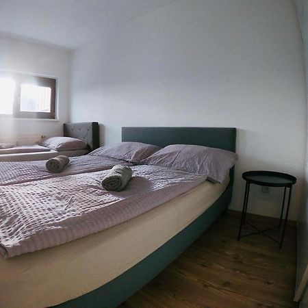 Aspern Nationalpark Apartment Vienna Luaran gambar